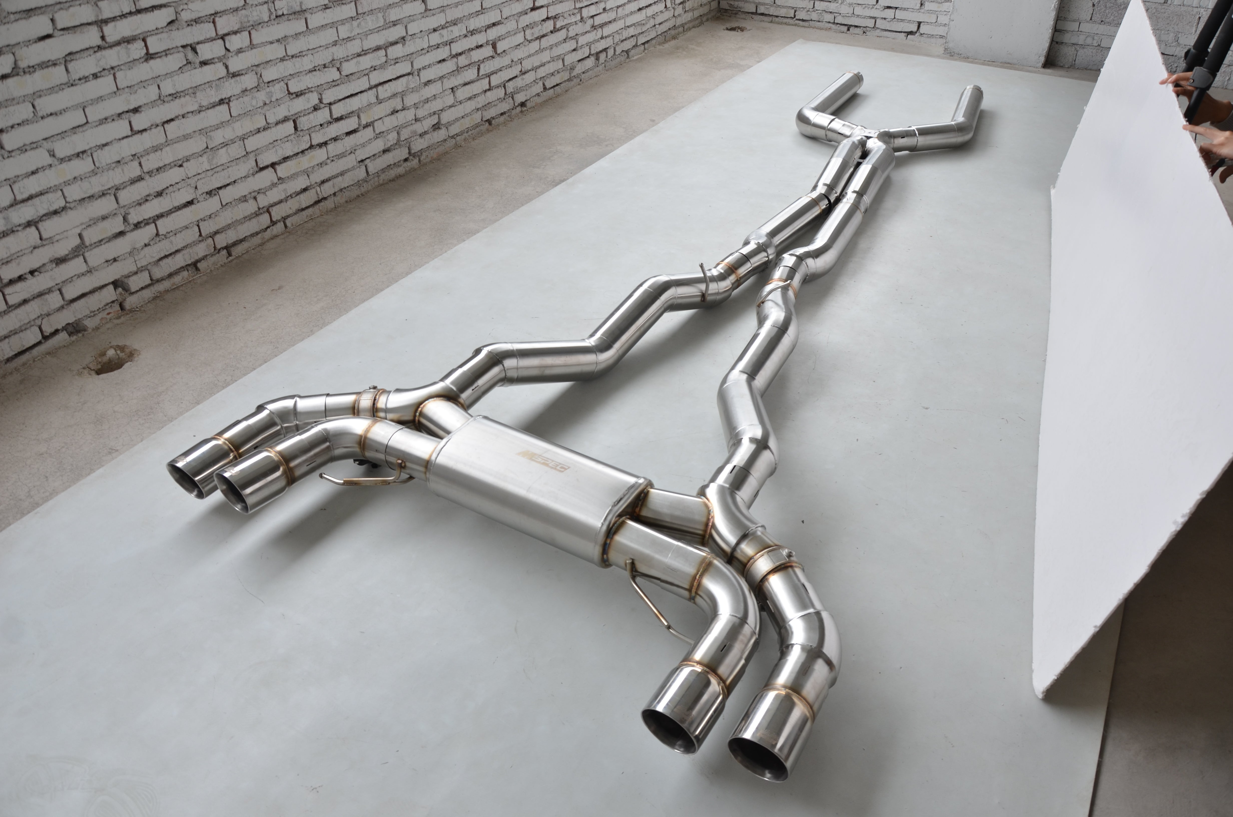 BMW M5 F90 4" Performance Exhaust System